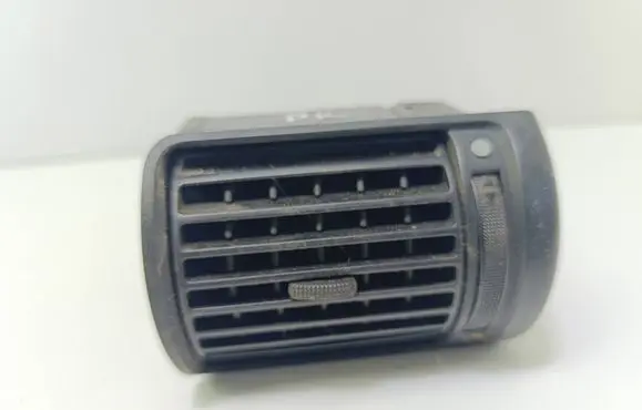 Audi A4 S4 B5 8D Dashboard side air vent grill/cover trim 8D1820901
