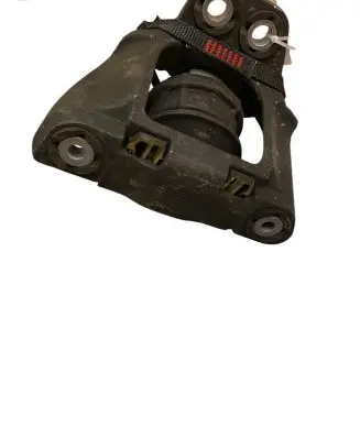 Volvo XC90 Engine mount bracket 31330588