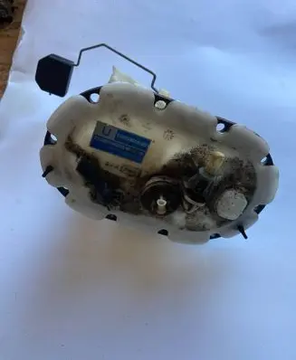 Fuel injection high pressure pump