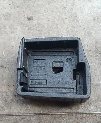 Audi Q7 4L Tool box 4L0012109