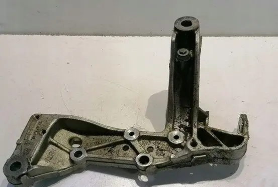 Volkswagen Scirocco Front lower control arm/wishbone 1K0199295E