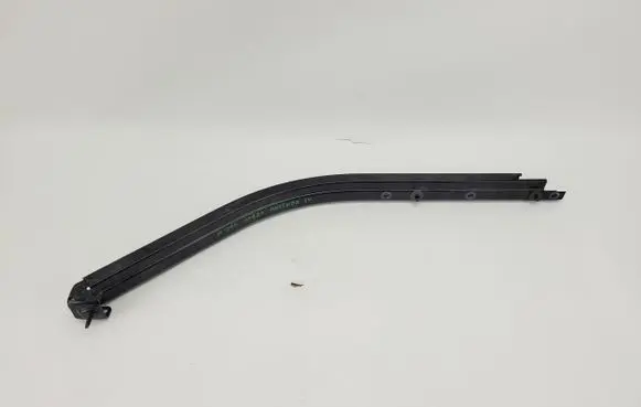 Citroen Berlingo Sliding door lower roller guide/hinge 
