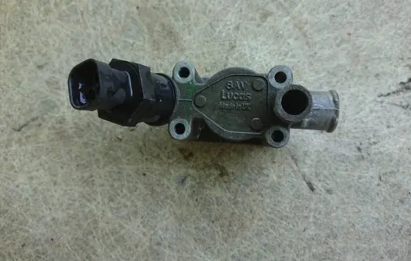 Jaguar XJ X40 Idle control valve (regulator) 73312A A0189