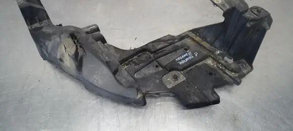 Renault Megane III Front bumper mounting bracket 622220003R
