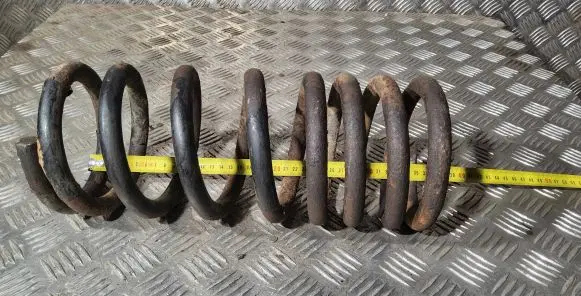 KIA Carnival Rear coil spring