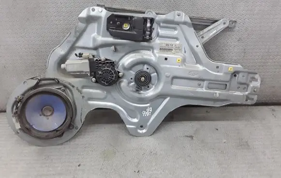 KIA Cerato Front door window regulator with motor 824802F020 AM000B0
