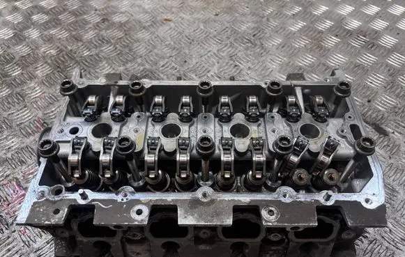 Volkswagen Golf VII Engine head 04E103404AE
