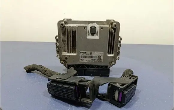 KIA Ceed Engine control unit/module ECU 391132A510
