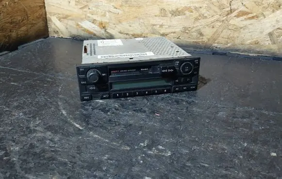 Seat Alhambra (Mk1) Radio/CD/DVD/GPS head unit 7M7035152 77640234366