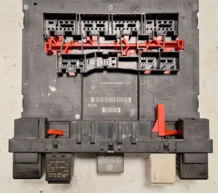 Volkswagen PASSAT CC Comfort/convenience module 1K0937049N S100Y02 HM10384681