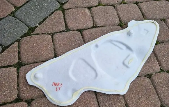 Opel Mokka B Rear door sound insulation 9835652880-