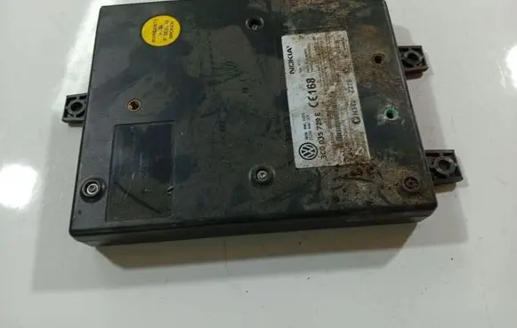 Volkswagen PASSAT B6 Other control units/modules 3C0035729E