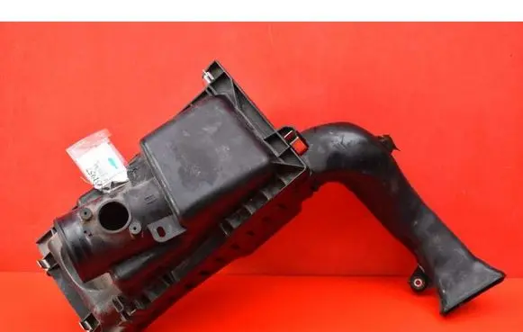 Toyota Avensis Verso Air filter box 4614485912