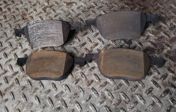 Ford Focus Brake pads (front) 