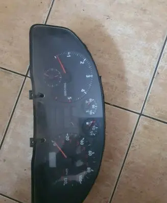Audi A4 S4 B5 8D Speedometer (instrument cluster) 8D0919035A