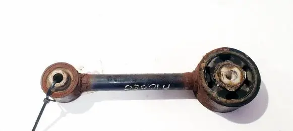 Mitsubishi Colt Engine mount bracket