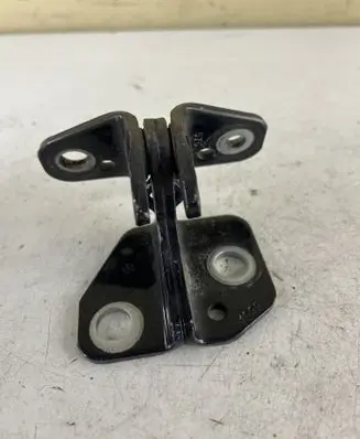 Jeep Grand Cherokee Rear door upper hinge 