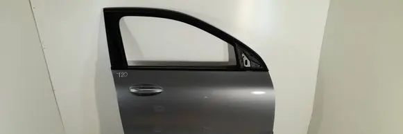 Mercedes-Benz GLA H247 Front door 000002025
