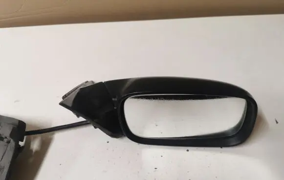 Volkswagen PASSAT B4 Manual wing mirror 0017300 0017301 0217300