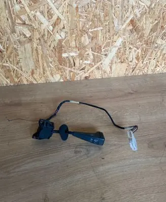 BMW 5 E28 Wiper speed switch 