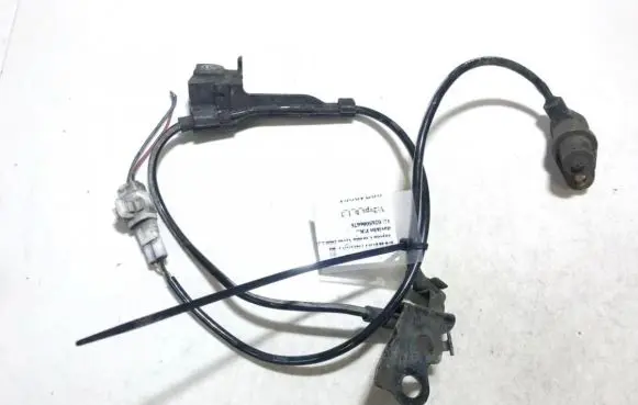 Toyota Corolla Verso AR10 ABS brake wheel speed sensor 0265006676 89543-02040
