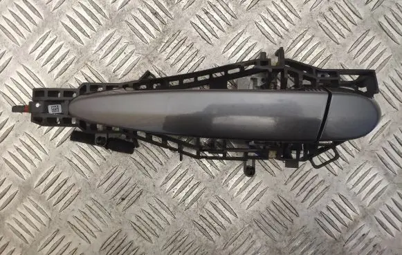 BMW M4 F82 F83 Front door exterior handle 7329371