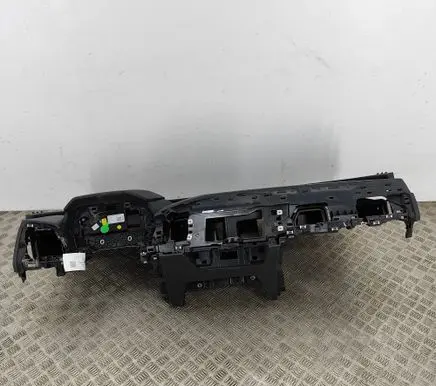 Audi Q4 e-tron Dashboard 89B857001