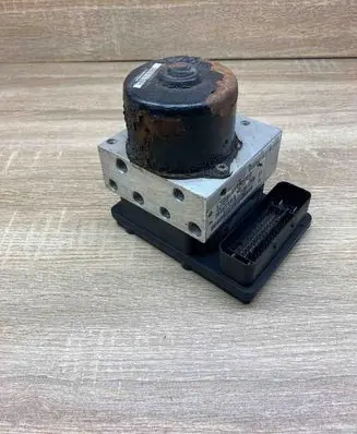 Chrysler Pacifica ABS Pump P04877105AB 25092500373