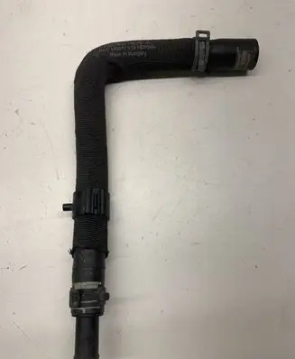 Audi Q7 4M Engine coolant pipe/hose 4M0145947A 1894