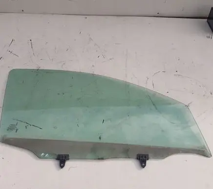 Nissan Qashqai Sliding door window/glass 000231523452353200