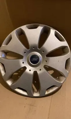 Ford Mondeo MK IV R15 wheel hub/cap/trim 7S711130BD