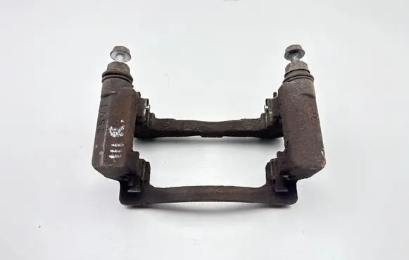 Toyota Prius (XW30) Front Brake Caliper Pad/Carrier 4772147060