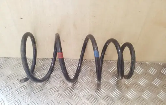 Toyota Previa (XR30, XR40) II Front coil spring