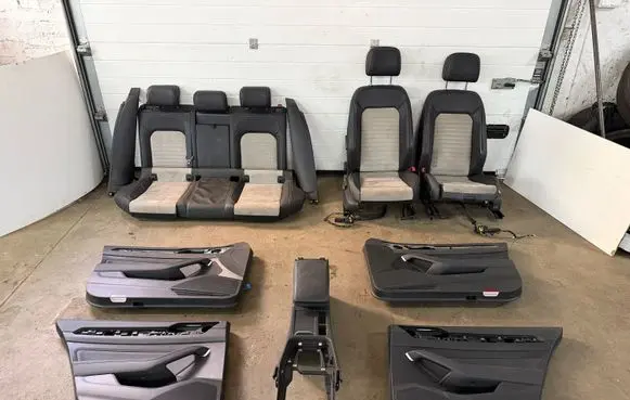 Volkswagen PASSAT B8 Seat set 