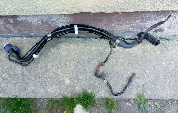 Toyota RAV 4 (XA40) Fuel tank filler neck pipe 7727848020