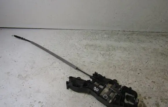 Volkswagen Tiguan Front door exterior handle 517837811L