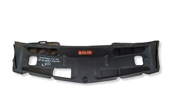 Mercedes-Benz C W204 Top upper radiator support slam panel A2045000155