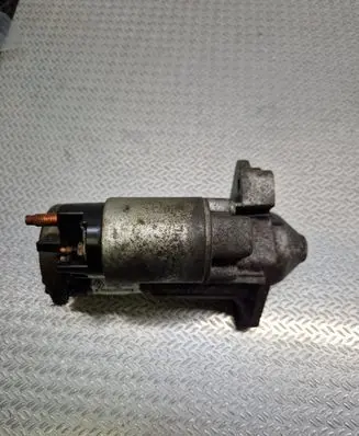 Renault Kangoo II Starter motor 8200584675 M000T87881