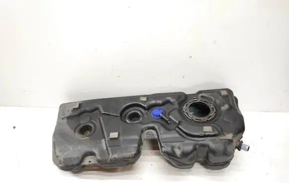 BMW 2 F46 Fuel tank 7300382