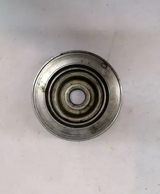 Ford Kuga II Crankshaft pulley 9801350180