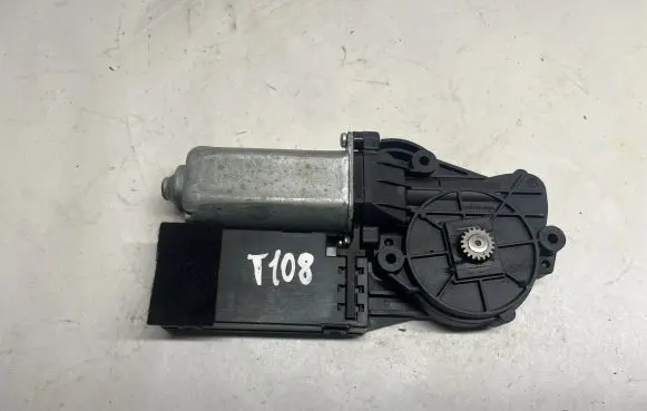 Dodge Challenger Sunroof motor/actuator 30022758B