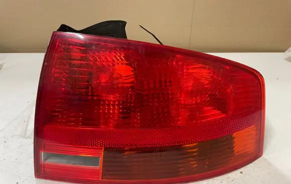 Audi A4 S4 B7 8E 8H Rear/tail lights 965037020175 R965070