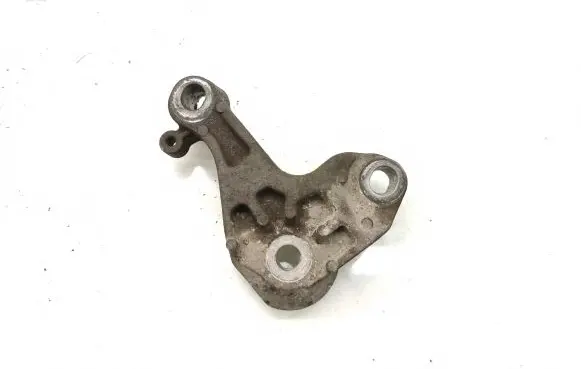 Ford Fiesta Engine mounting bracket