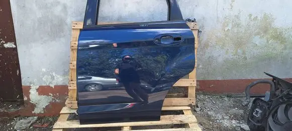 Ford C-MAX II Rear door