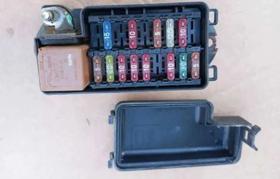 Jaguar XJ X308 Fuse box set LNA2800B 518159009 075315112796