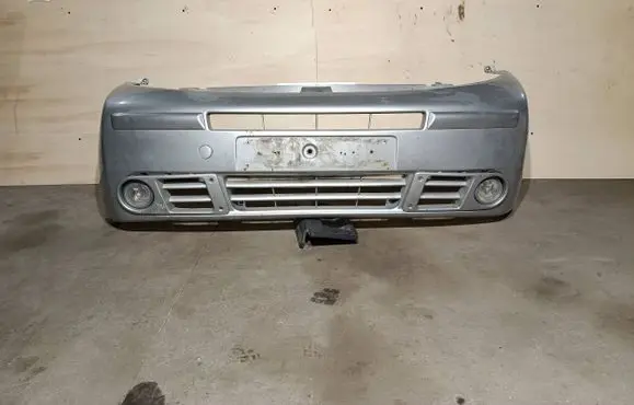 Renault Trafic II (X83) Front bumper 8200200607 8200201436