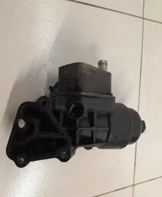 Hyundai i40 Oil filter mounting bracket 1111040323V2 264102A300