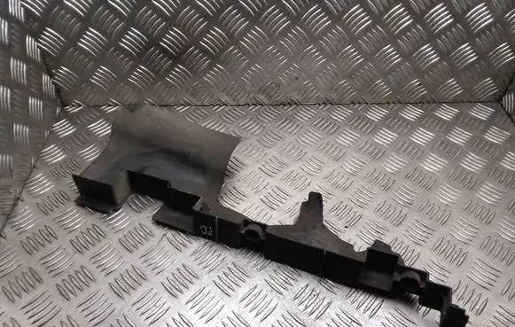 Audi A4 S4 B7 8E 8H Intercooler air guide/duct channel 8E01212840
