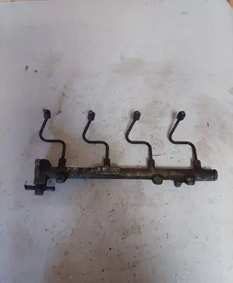 Mercedes-Benz C W202 Fuel main line pipe