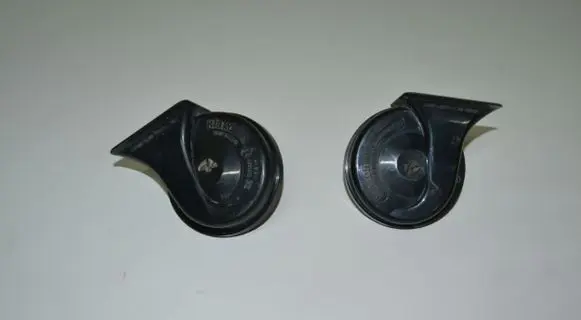 BMW 5 E60 E61 Horn signal 0092018